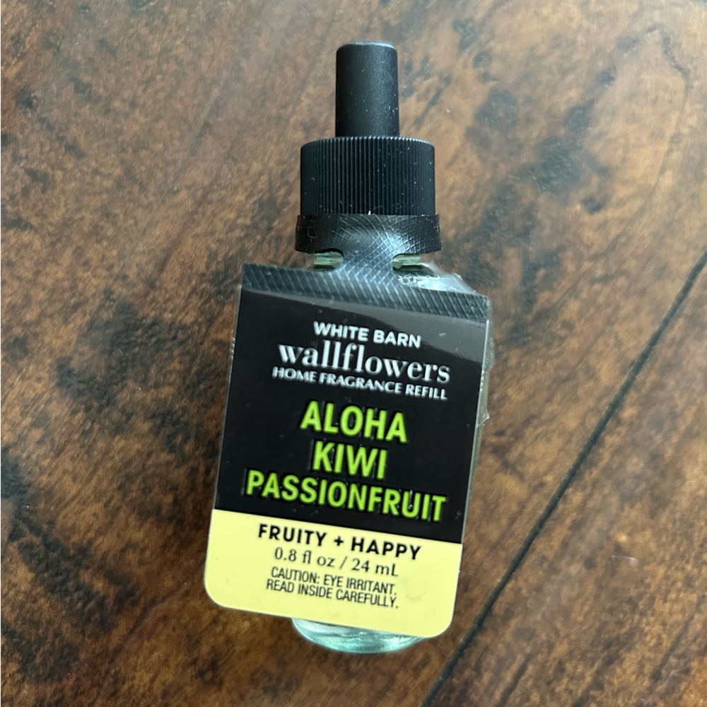 Aloha Kiwi Passionfruit Bath & Body Works Wallflower